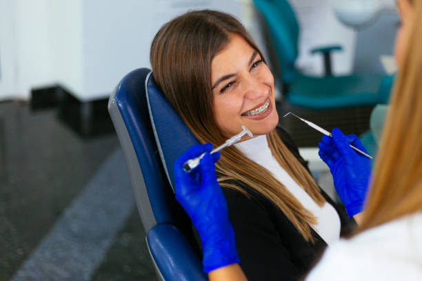 Best Tooth Extraction  in Smithville, MO